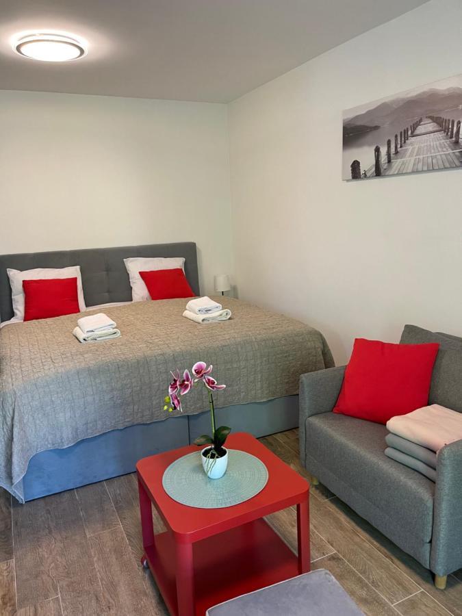 Al-Dom Apartamenty Apartament Zaciszny كولوبرزيغ المظهر الخارجي الصورة