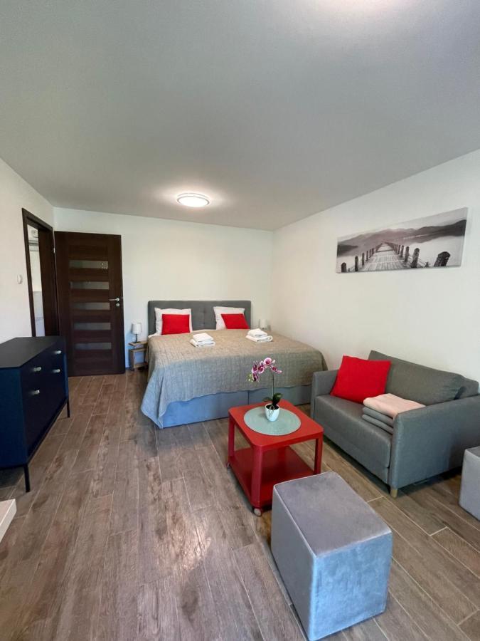 Al-Dom Apartamenty Apartament Zaciszny كولوبرزيغ المظهر الخارجي الصورة