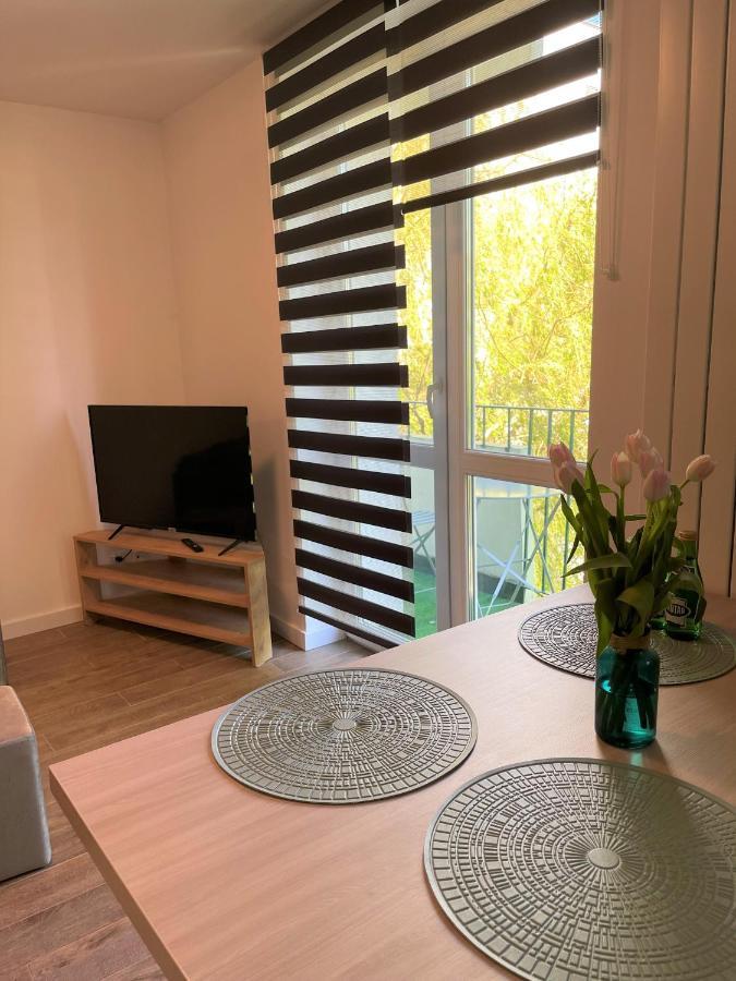 Al-Dom Apartamenty Apartament Zaciszny كولوبرزيغ المظهر الخارجي الصورة